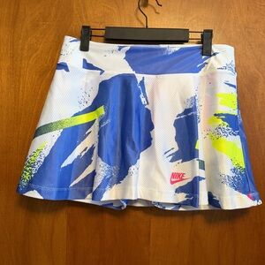 NWOT Nike Challenge Court Skort Skirt Shorts Medium